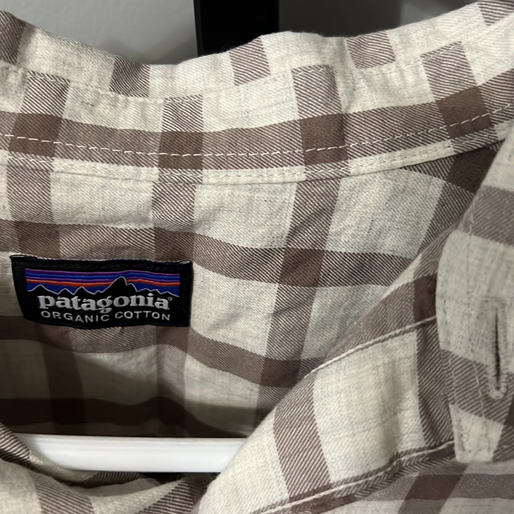 Patagonia Button Down. Never Worn - image 2
